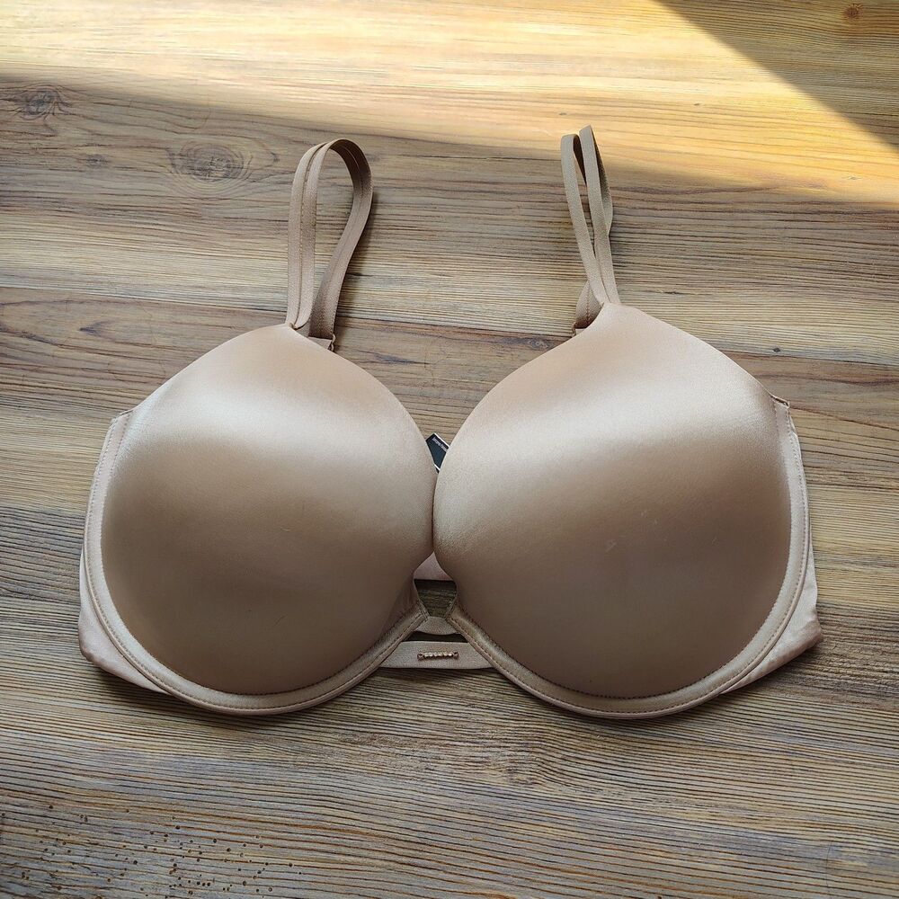 Victoria’s Secret Very Sexy Rhinestone Charm Push Up Bra Nude Beige 34G